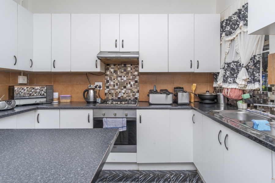 3 Bedroom Property for Sale in Woodstock Western Cape